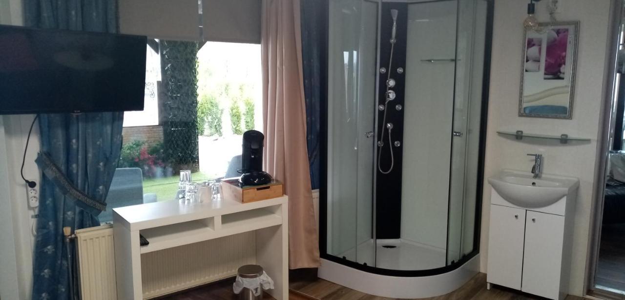 B&B Aan Het Water Earnewâld エクステリア 写真